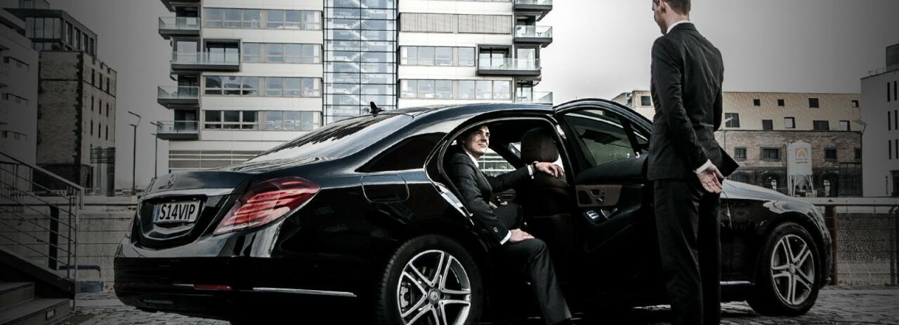 Fort Lauderdale limo service & Black Car Hire